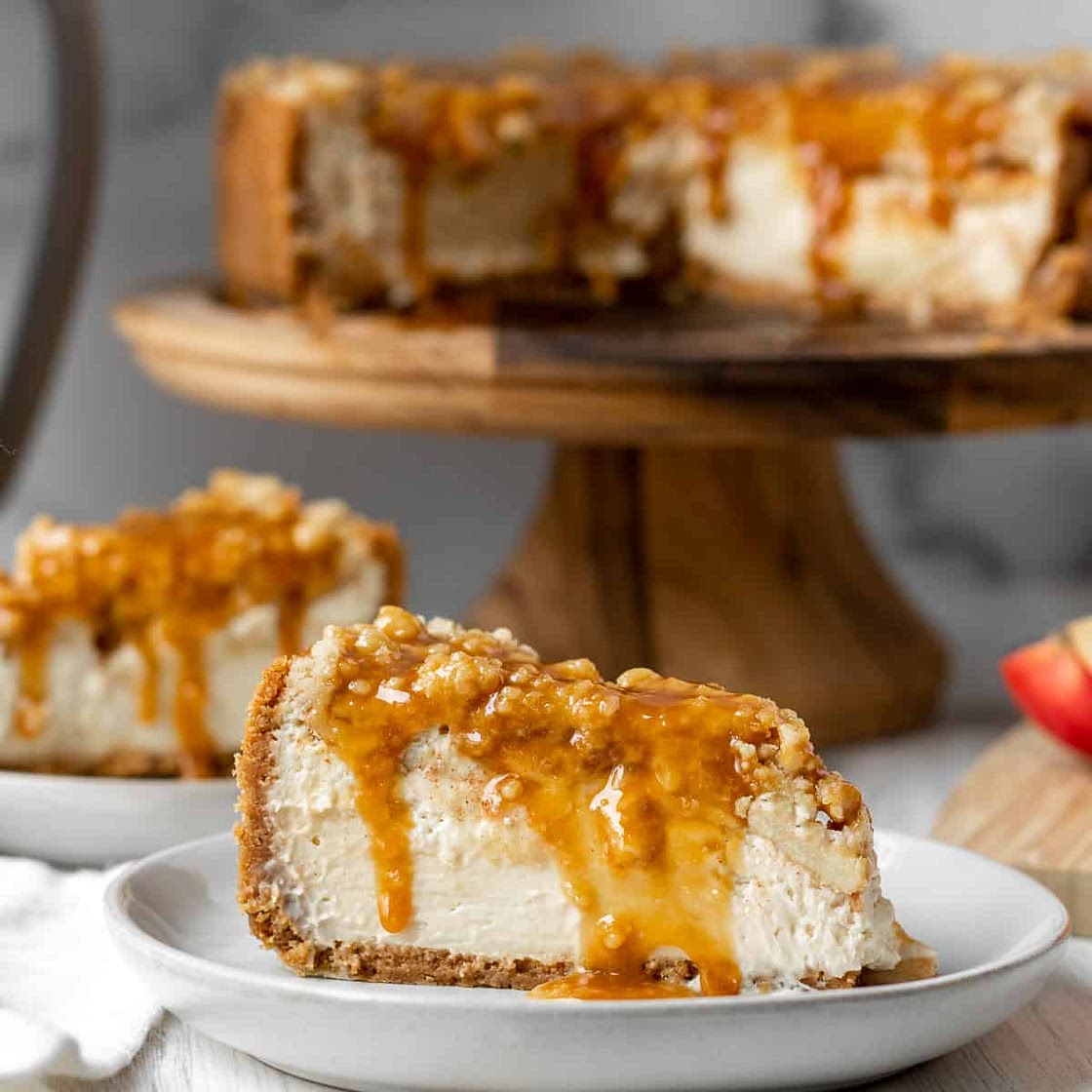 Apple Crumble Cheesecake