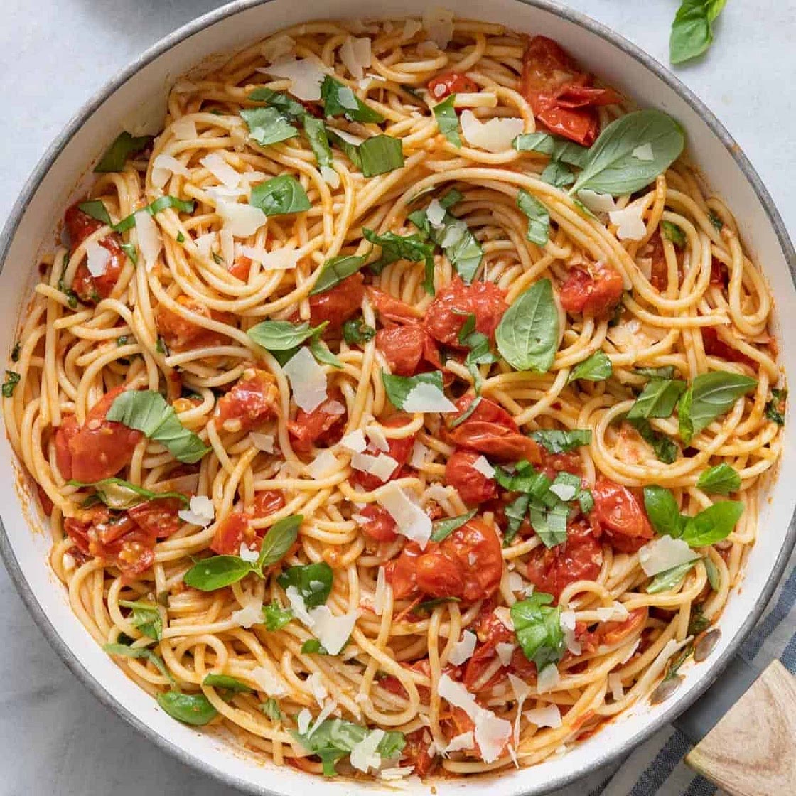 Pasta with Cherry Tomatoes