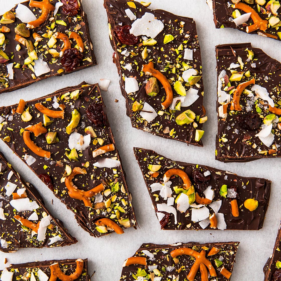 Sweet 'N Salty Chocolate Bark