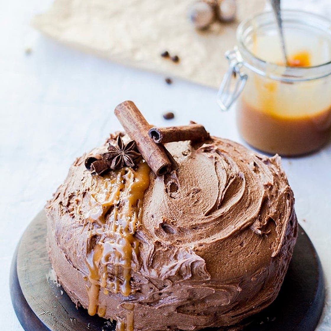 Salted Caramel Chai Cake (6 Inch Small Batch Cake)