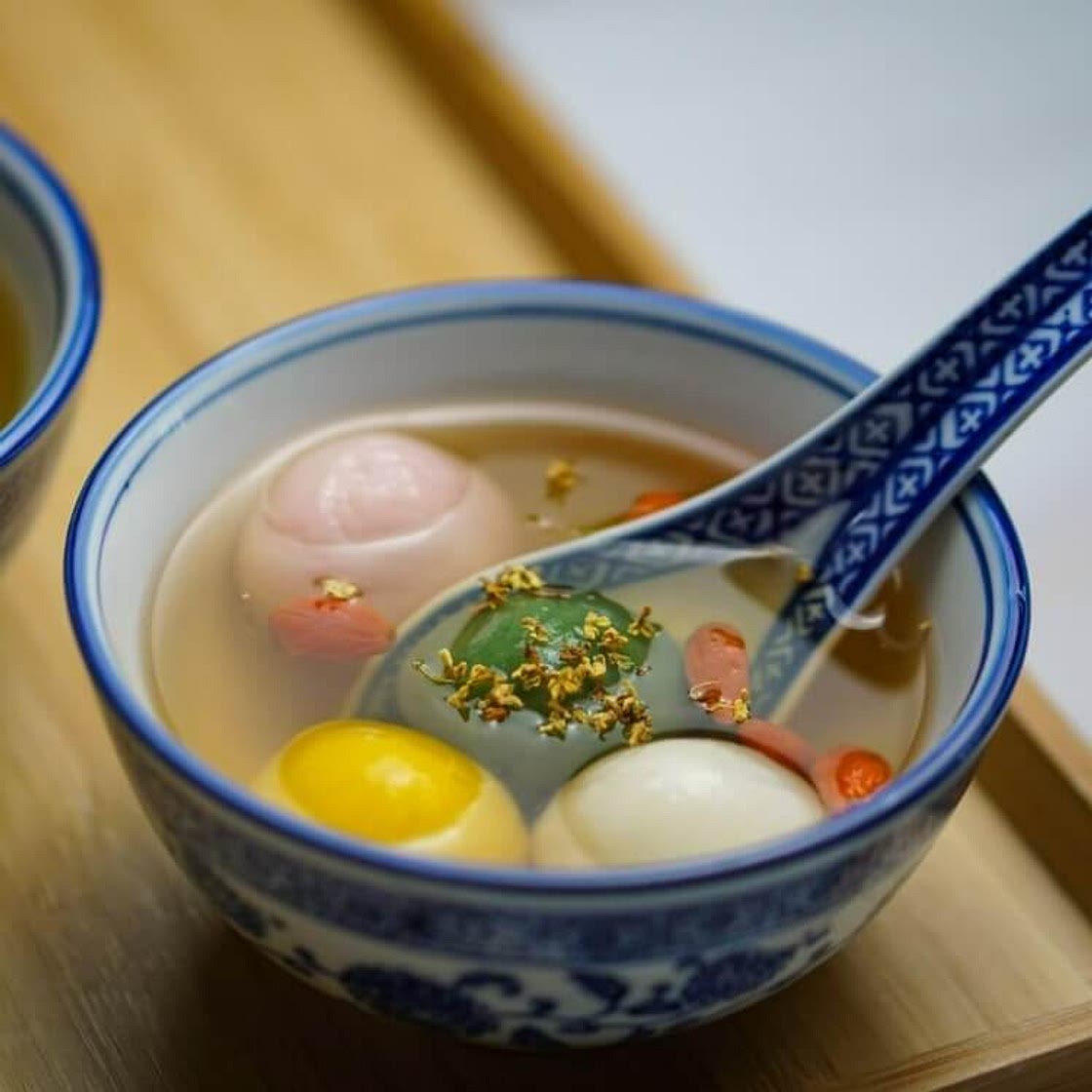 Tang Yuan, Chinese Glutinous Rice Balls with peanut and black sesame filling 汤圆