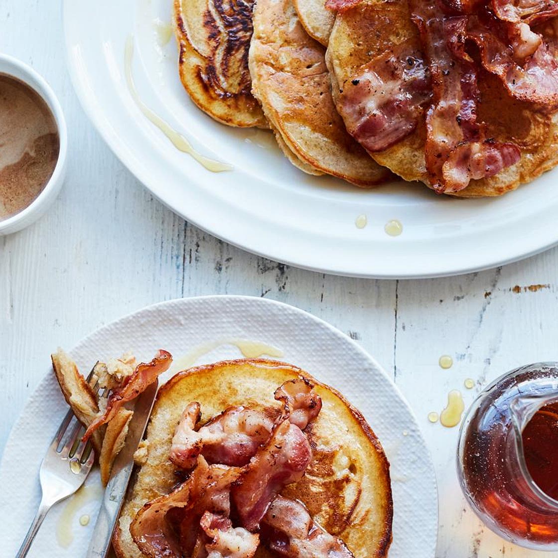 Buttermilk pancakes with cinnamon and crispy bacon