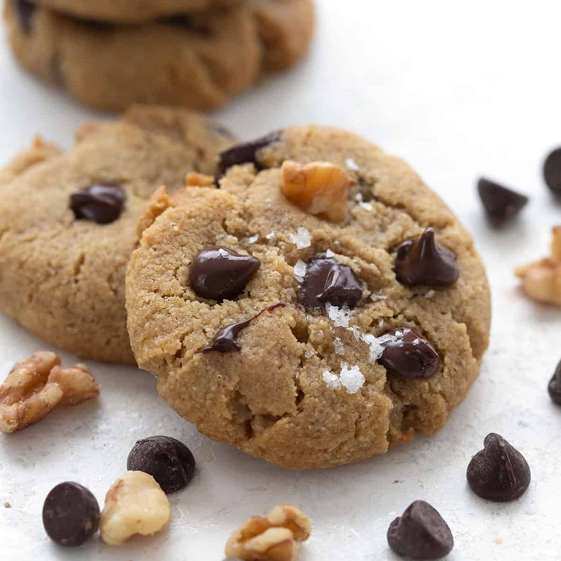 Keto Chocolate Chip Cookies