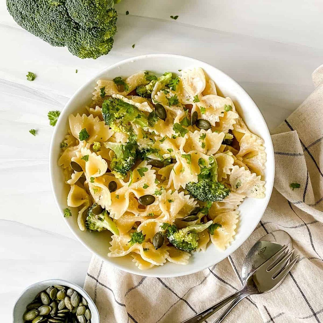 Creamy Tahini Broccoli Pasta