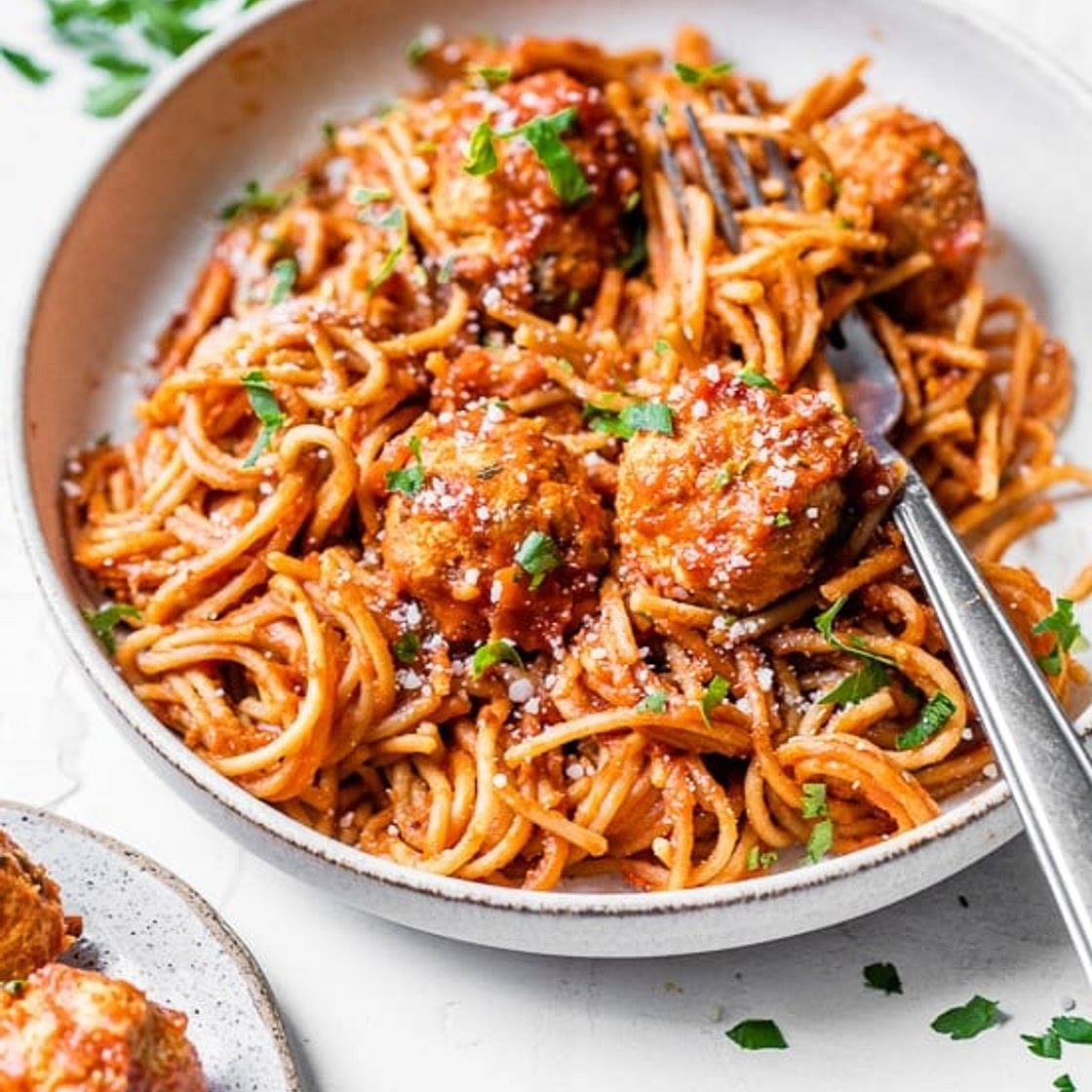 Instant Pot Whole Wheat Spaghetti and Turkey Meatballs