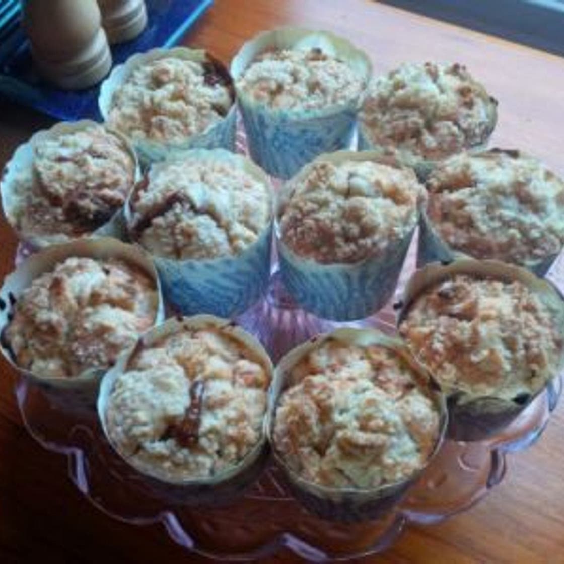 Apple Caramel Crumble Muffins
