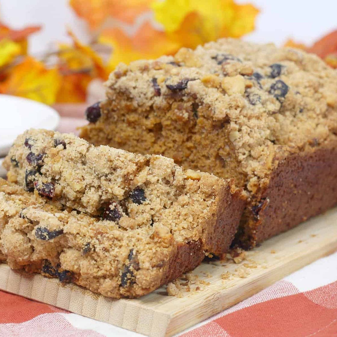 Pumpkin Cranberry Walnut Streusel Bread Recipe