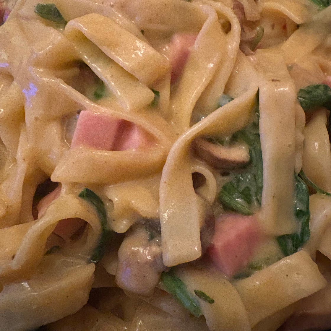 Tagliatelle roomsaus