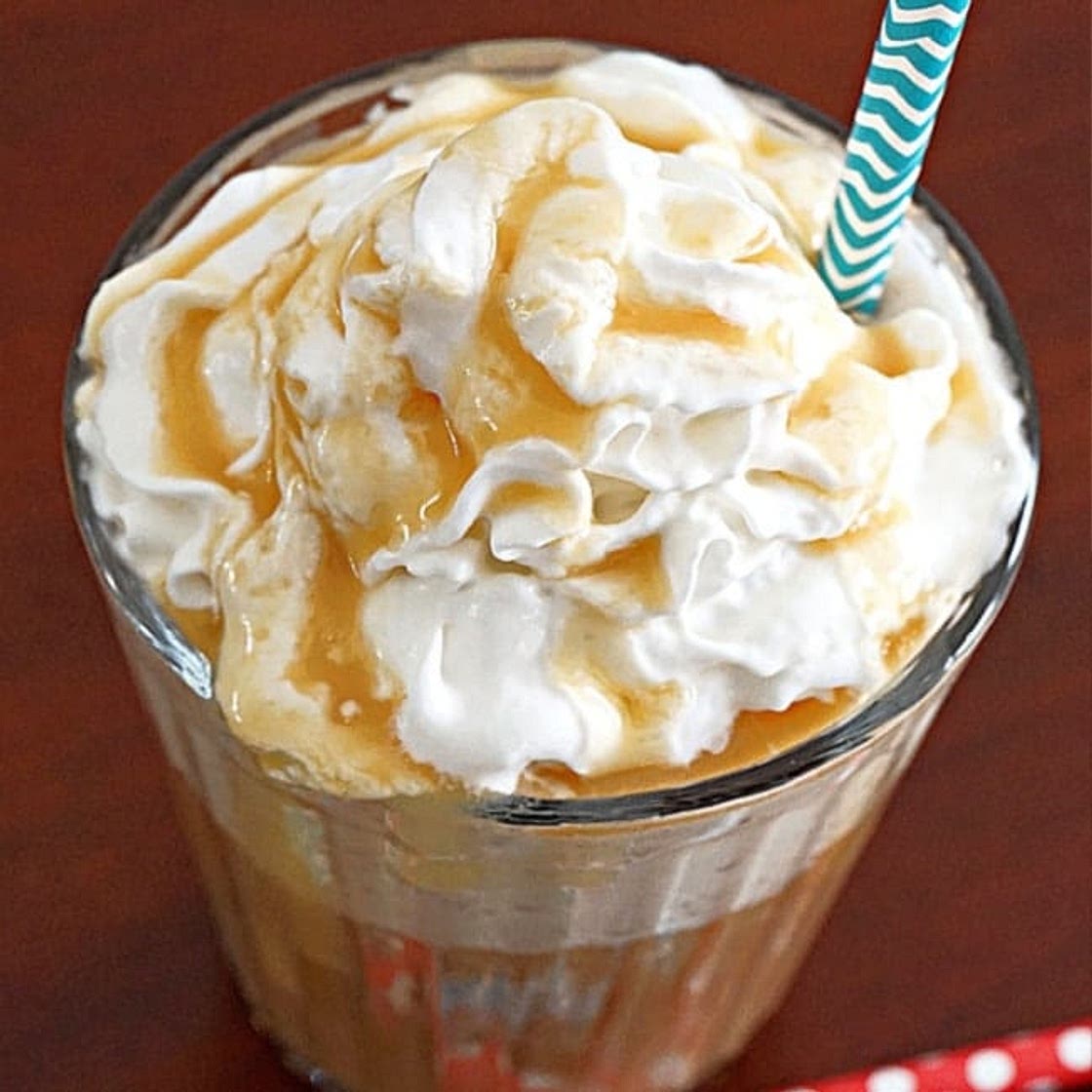 Easy Homemade Caramel Frappe