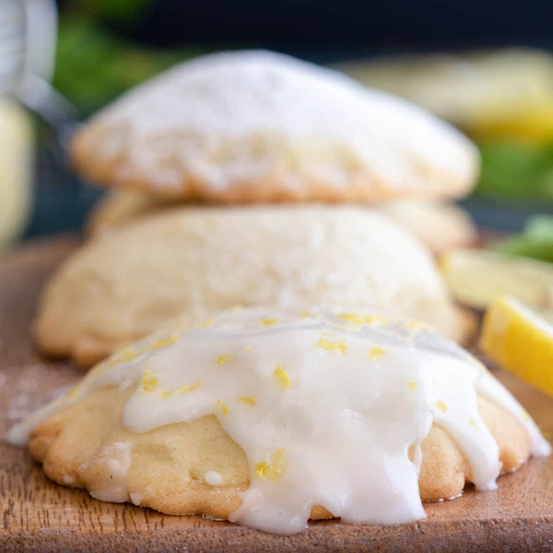 Italian Lemon Stuffed Cookies