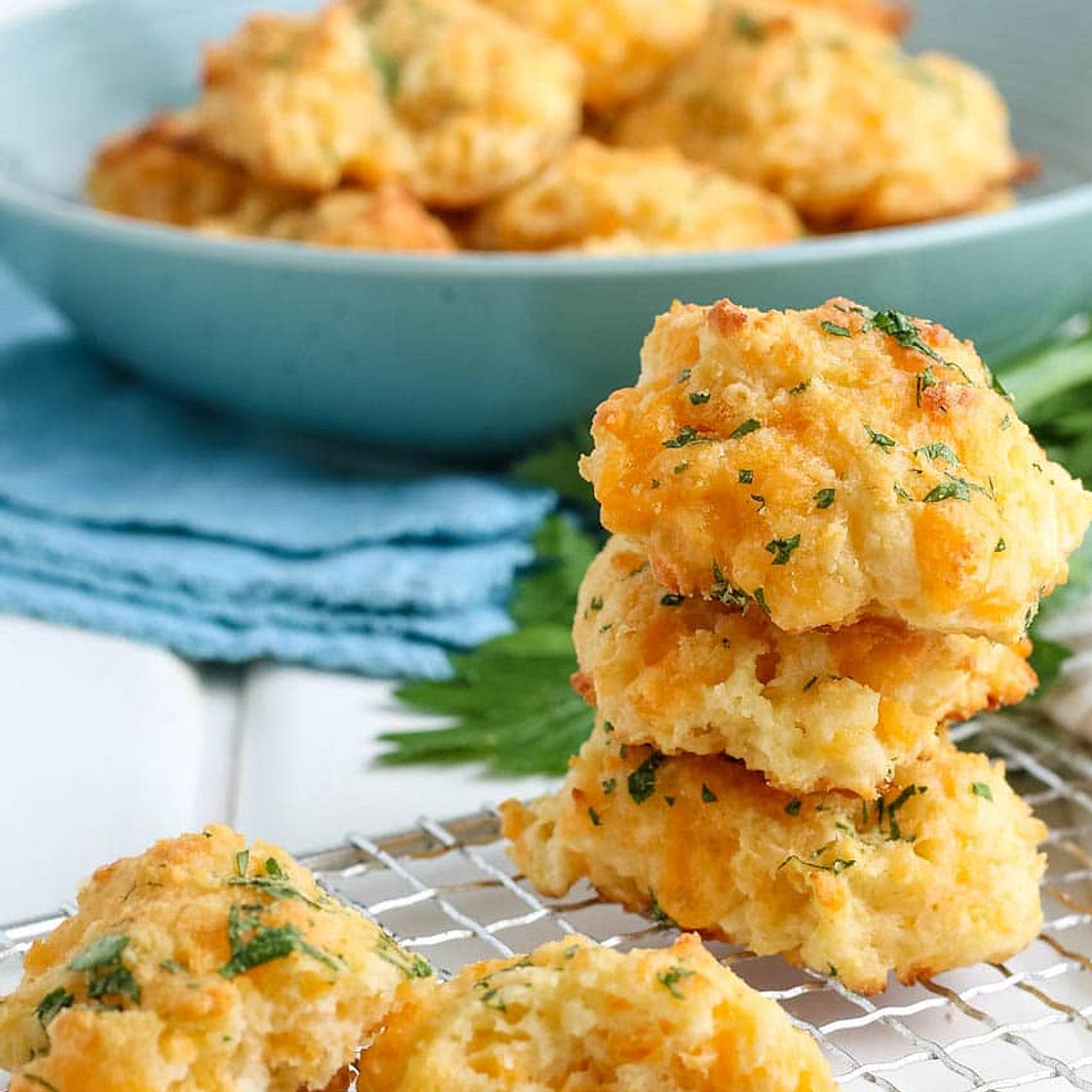Red Lobster Cheddar Bay Biscuits