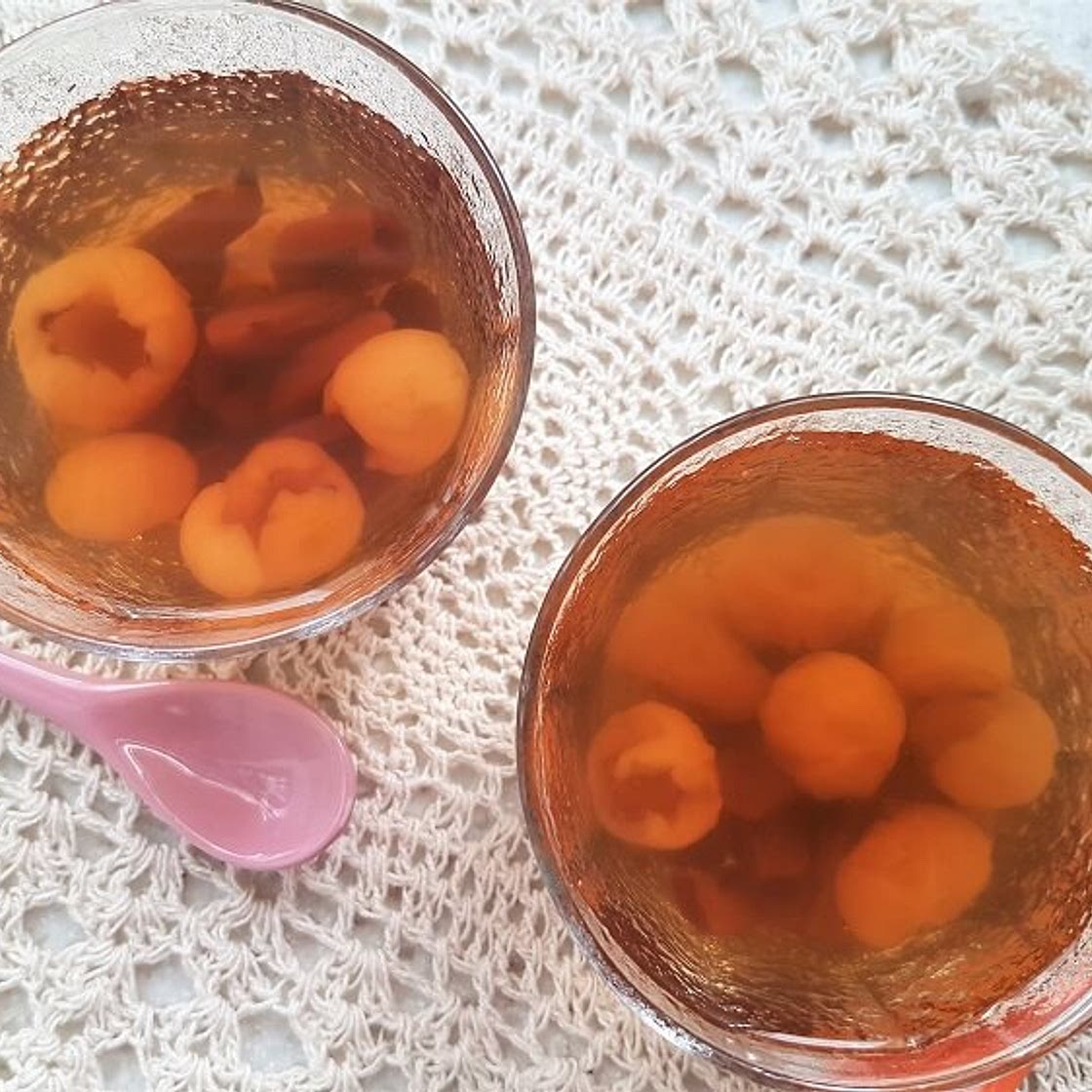Red Dates Longan Tea
