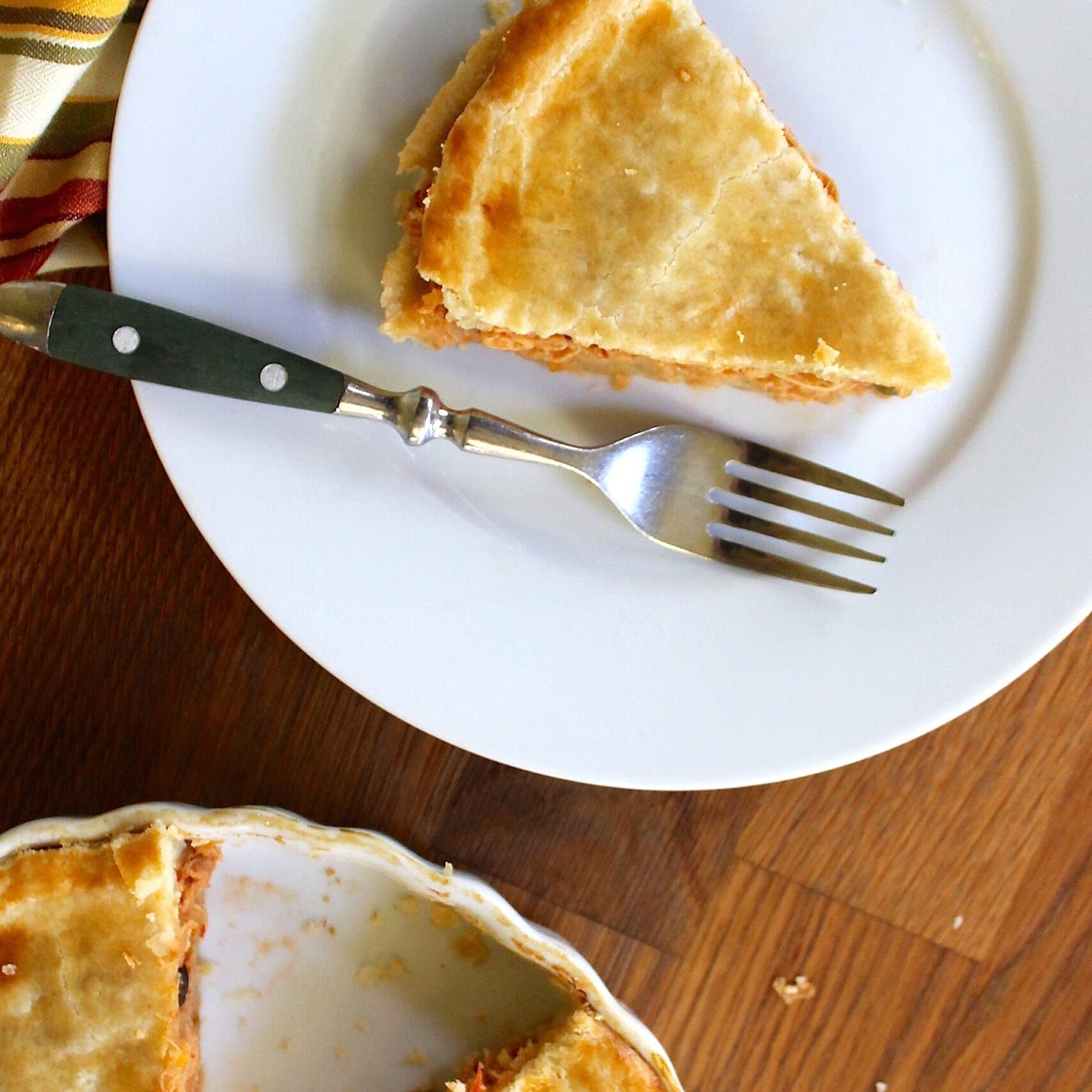 Polvorosa de pollo {Venezuelan Chicken Pot Pie}