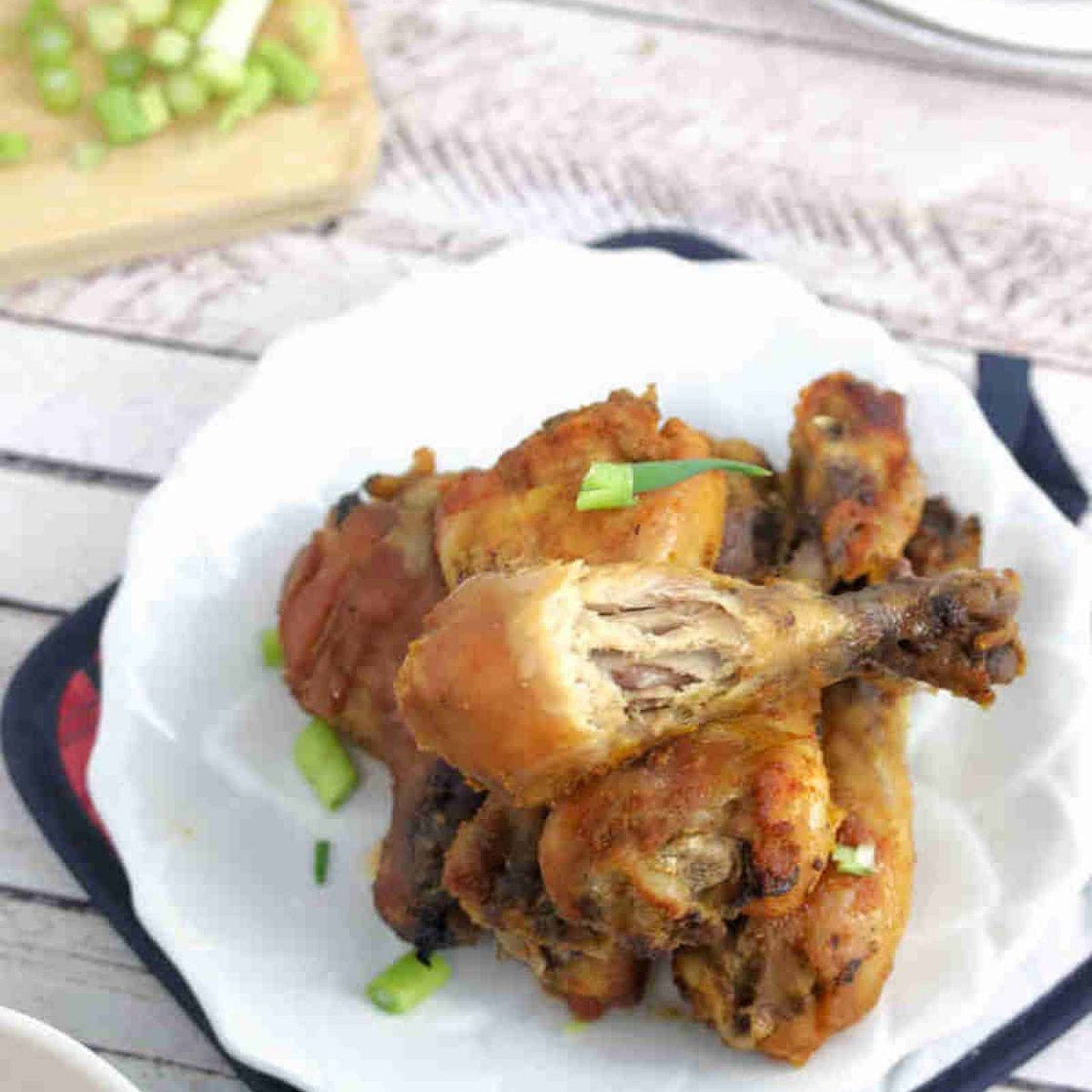 Fall Off The Bone Slow Cooker Chicken Legs