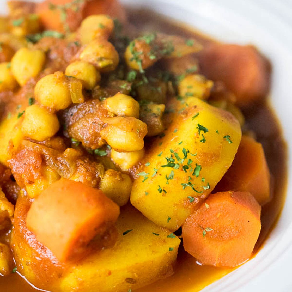 Instant Pot Persian Chickpea Stew