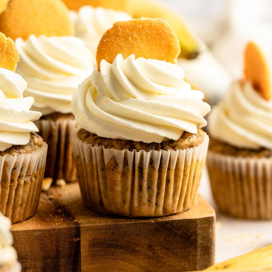 Moist Banana Pudding Cupcakes