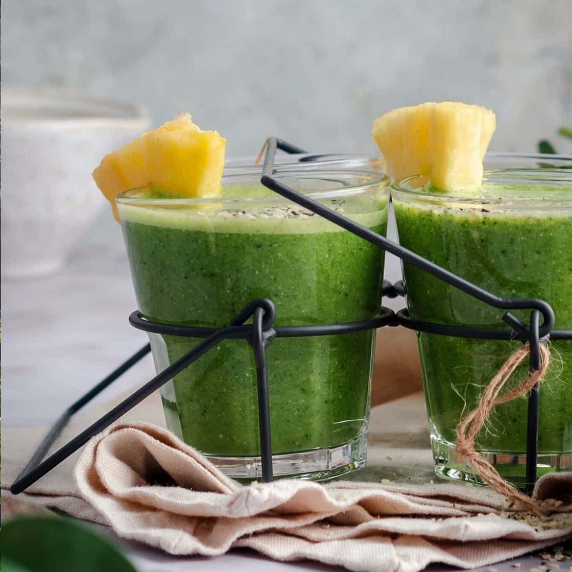 Pineapple and Spinach Smoothie