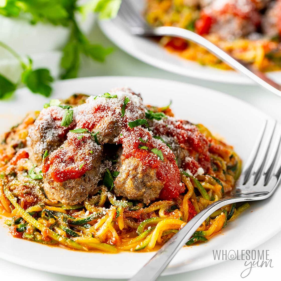 Zucchini Spaghetti (With Meatballs)