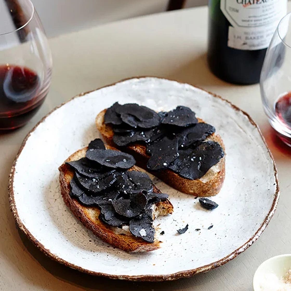Baked whole truffles in salt (truffes au gros sel)