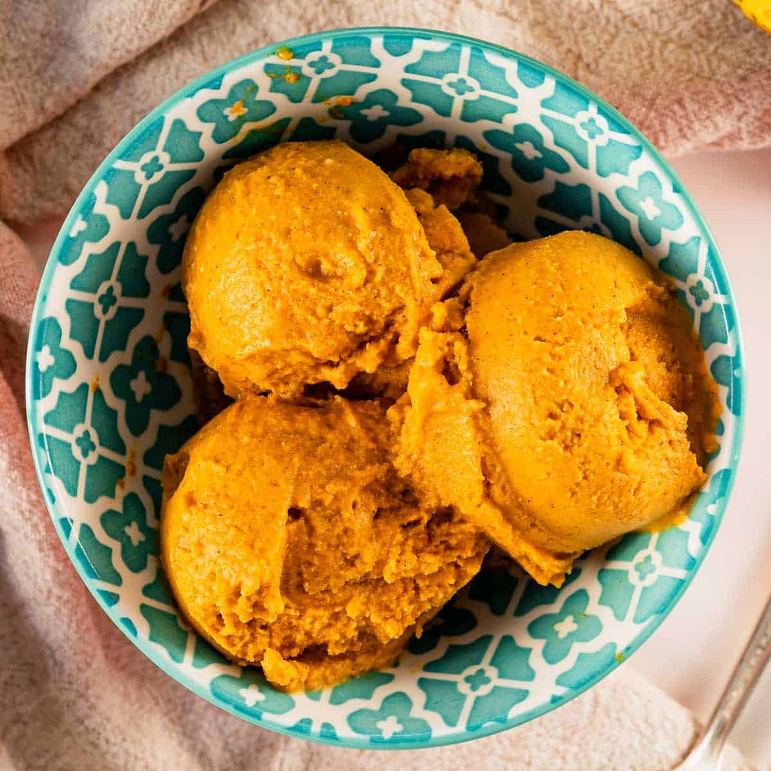 Vegan Pumpkin Pie Ice Cream