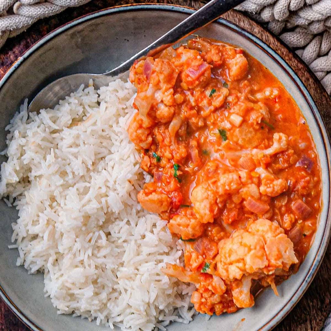30-Minute Spiced Red Lentil & Cauliflower Stew