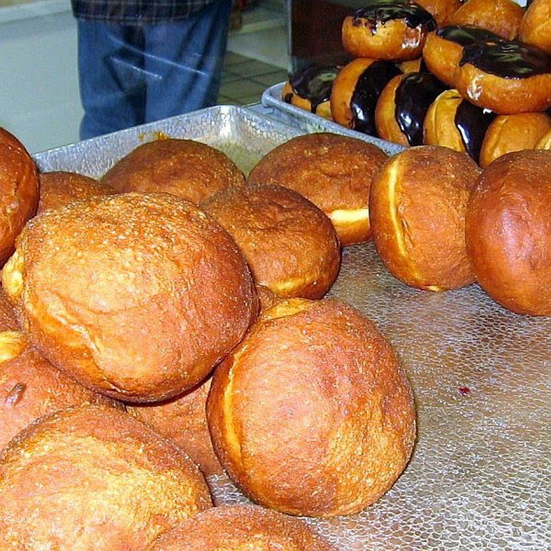 Lithuanian Doughnuts (Spurgos or Pampuskos)