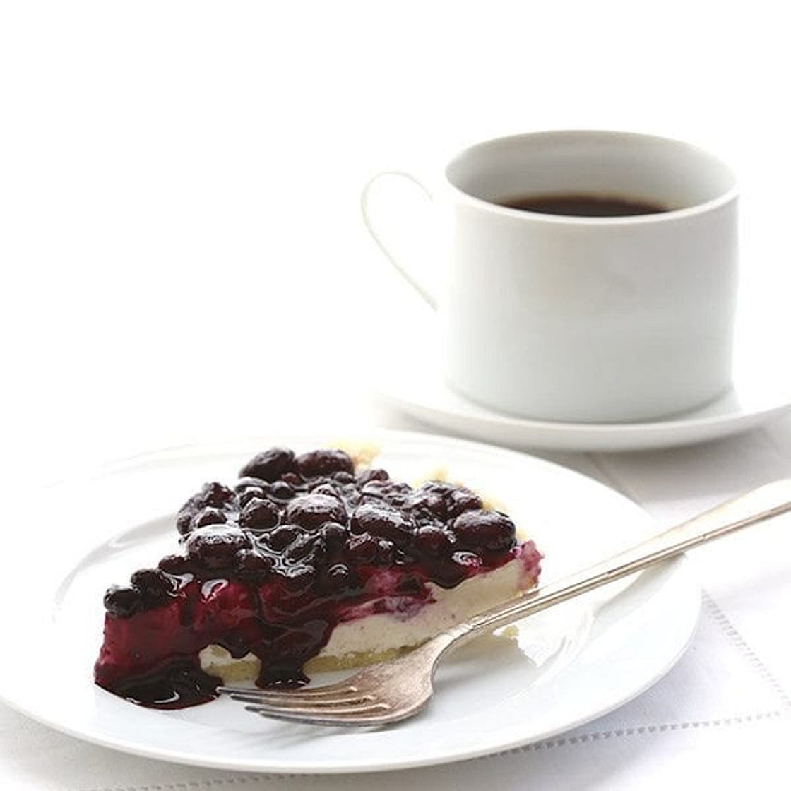 Easy Keto Blueberry Cheesecake