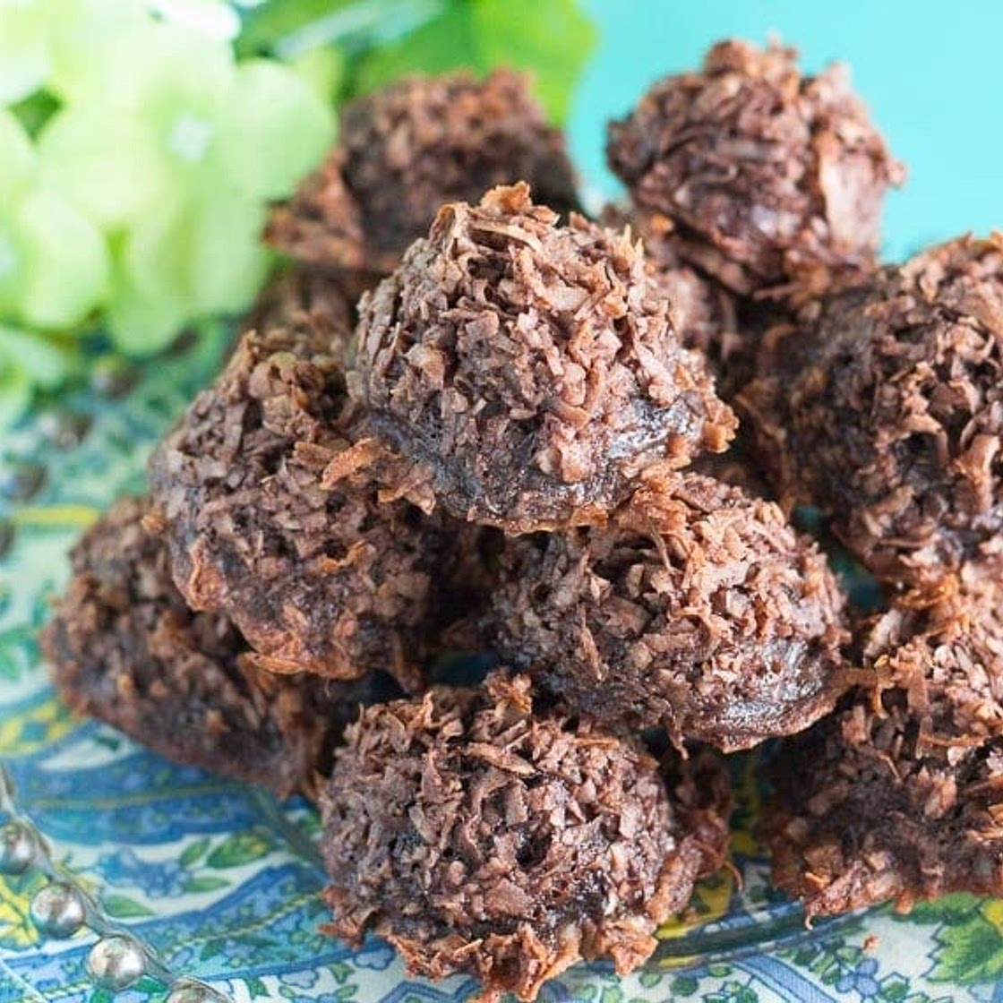 Chocolate Macaroons