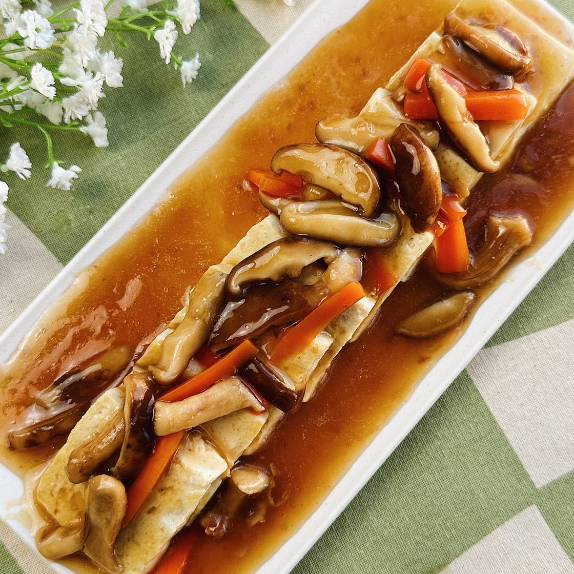 Ankake Tofu with Mushrooms and Carrots (あんかけ豆腐)
