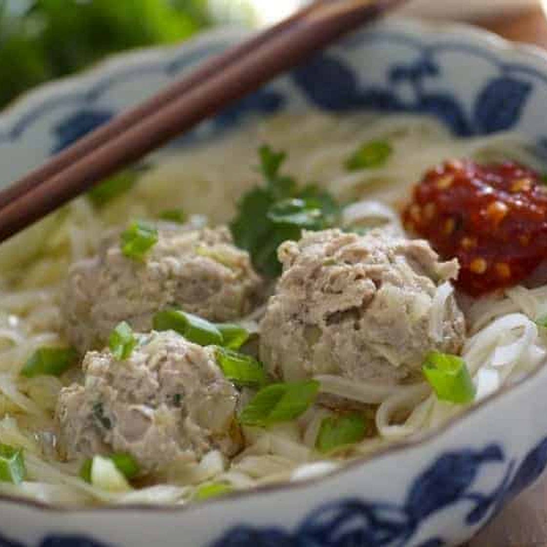 Asian Meatball Noodle Soup