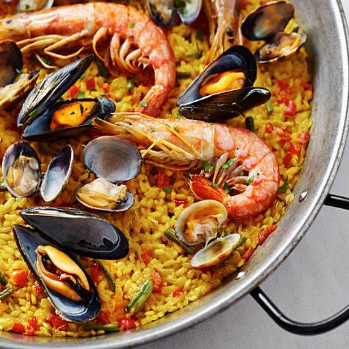 Receta de paella de mariscos, ¡para el fin de semana!