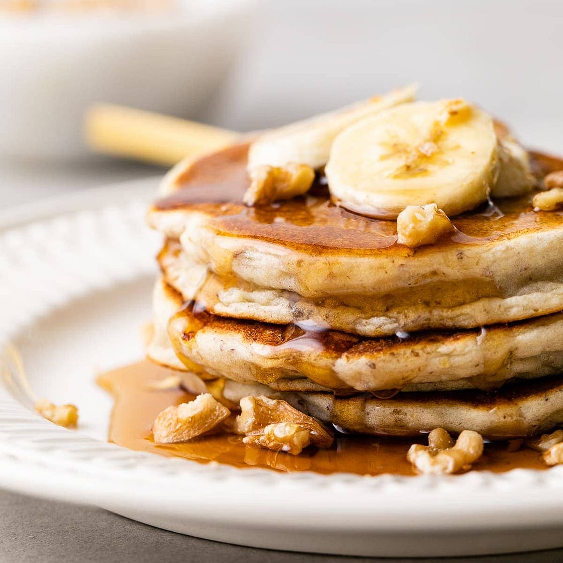 VEGAN GLUTEN-FREE PANCAKES (ALMOND FOUR + BANANA)