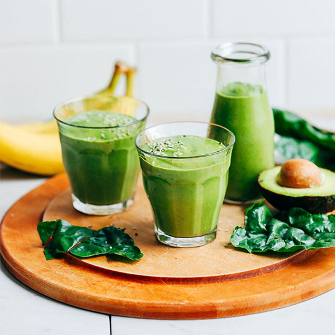 Creamy Avocado Banana Green Smoothie