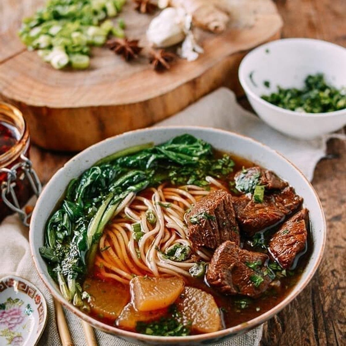 Braised Beef Noodle Soup (红烧牛肉面)