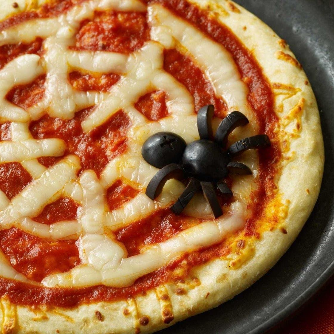 Spiderweb Pizzas