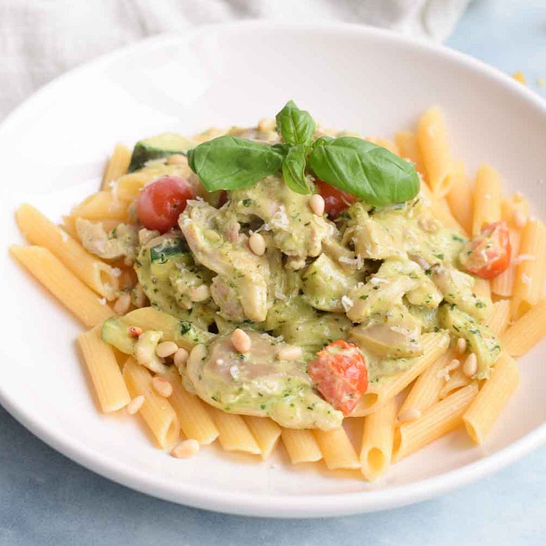 Low FODMAP pasta pesto with chicken