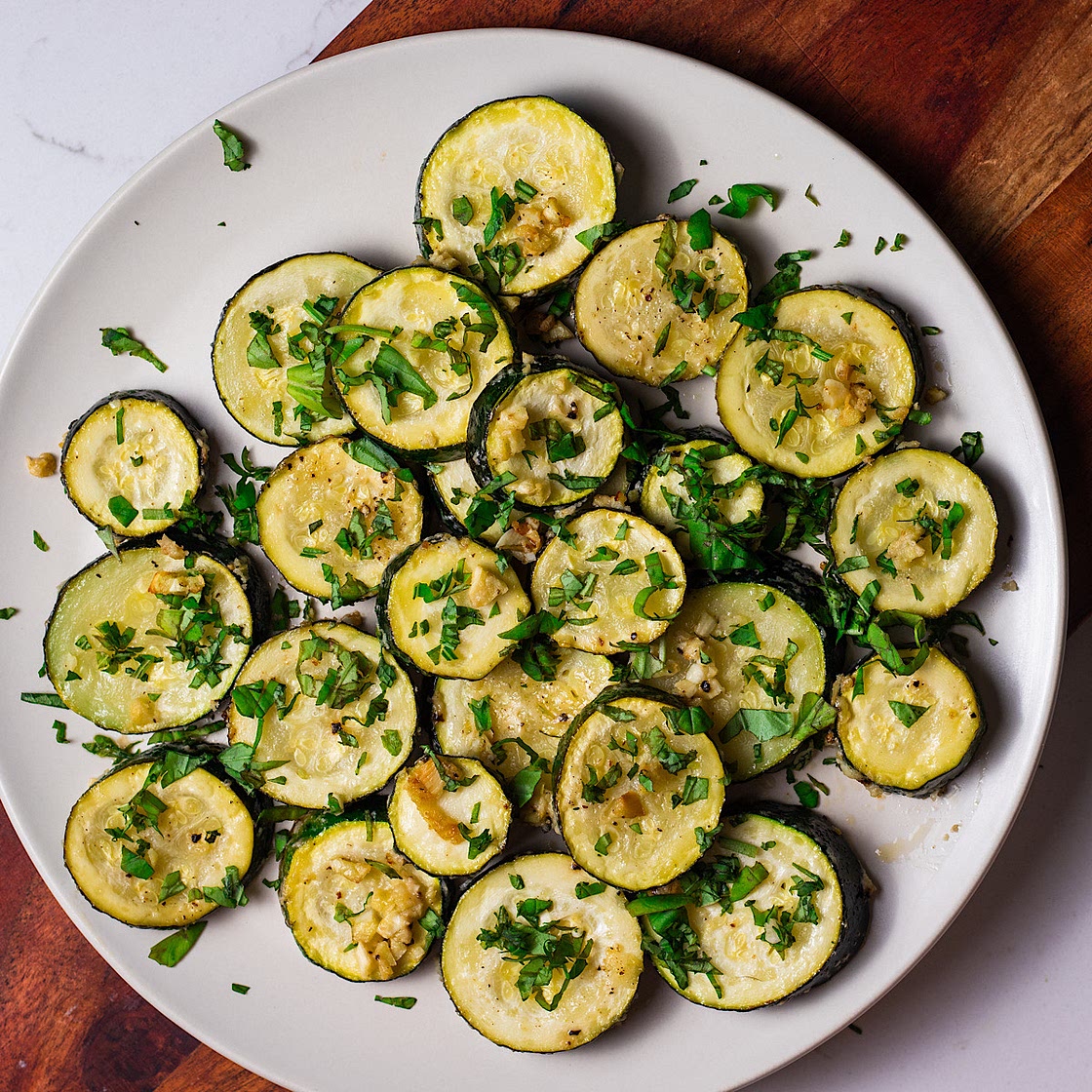 Garlic Parmesan Roasted Zucchini