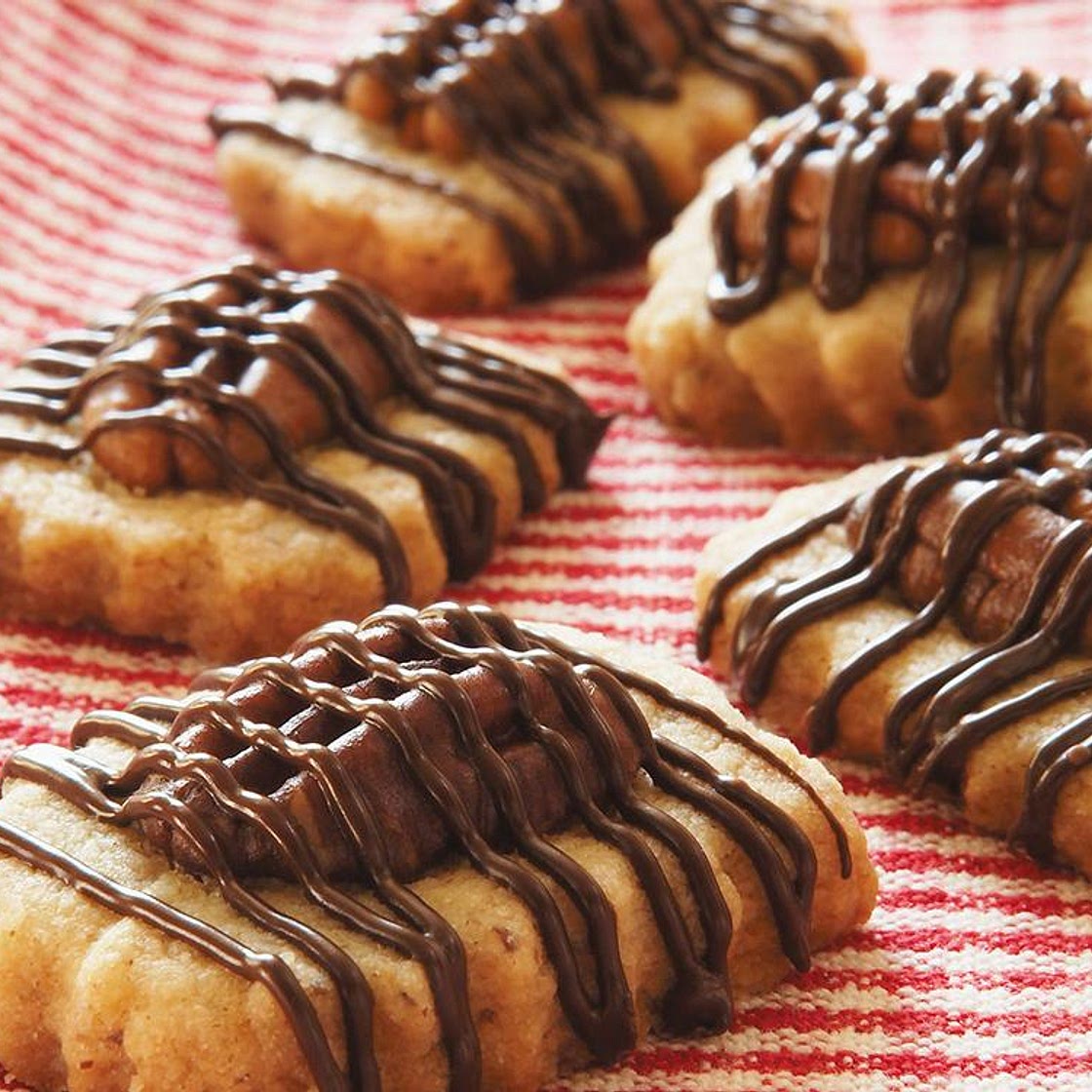 Pecan and Chocolate Shortbreads