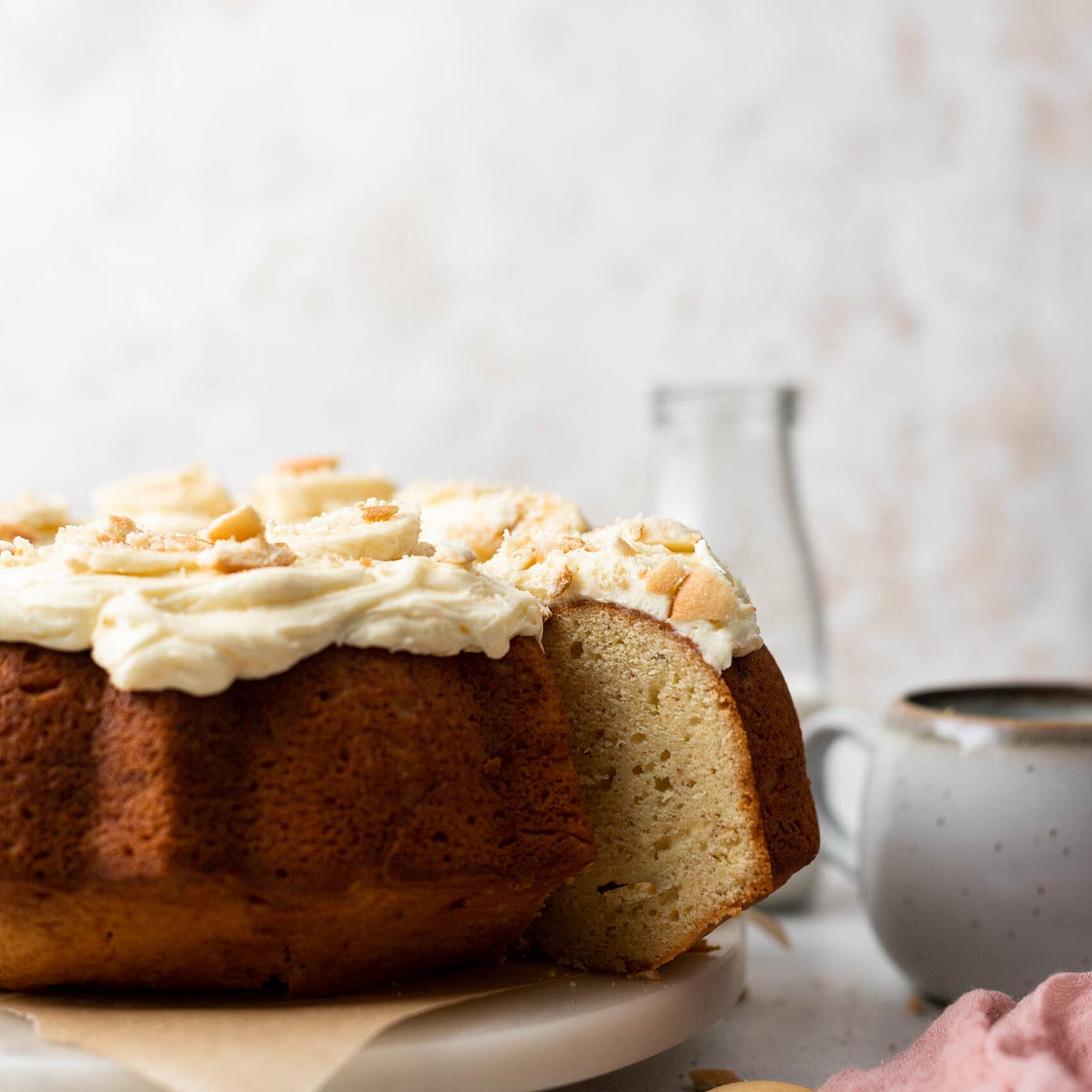 Banana Pudding Bundt Cake