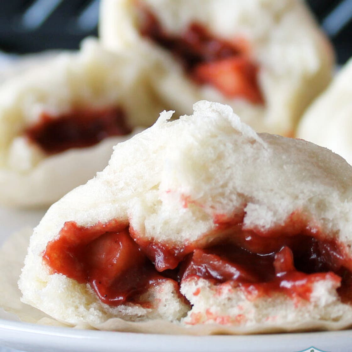 Vegan Chinese BBQ Pork Buns | Vegetarian Char Siu Bao | 素叉燒包