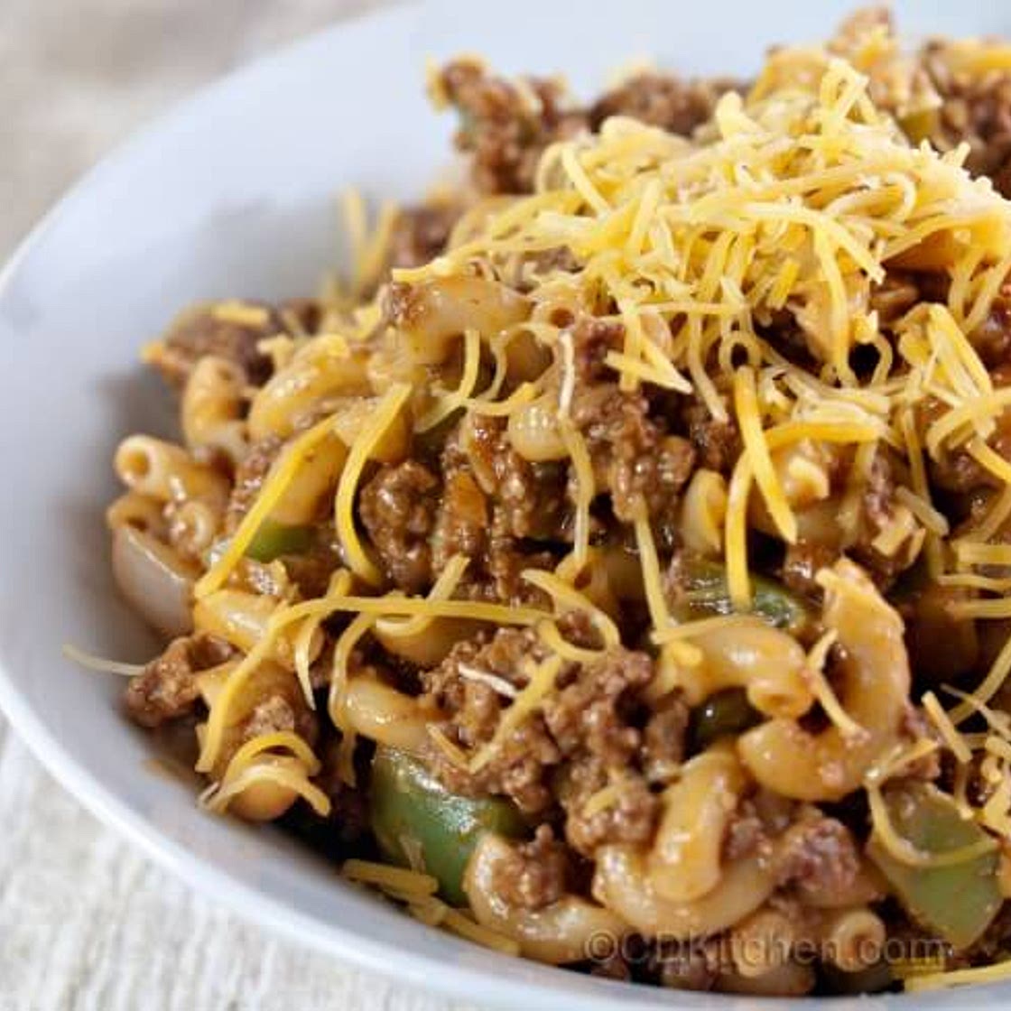 Slow Cooker Beefaroni