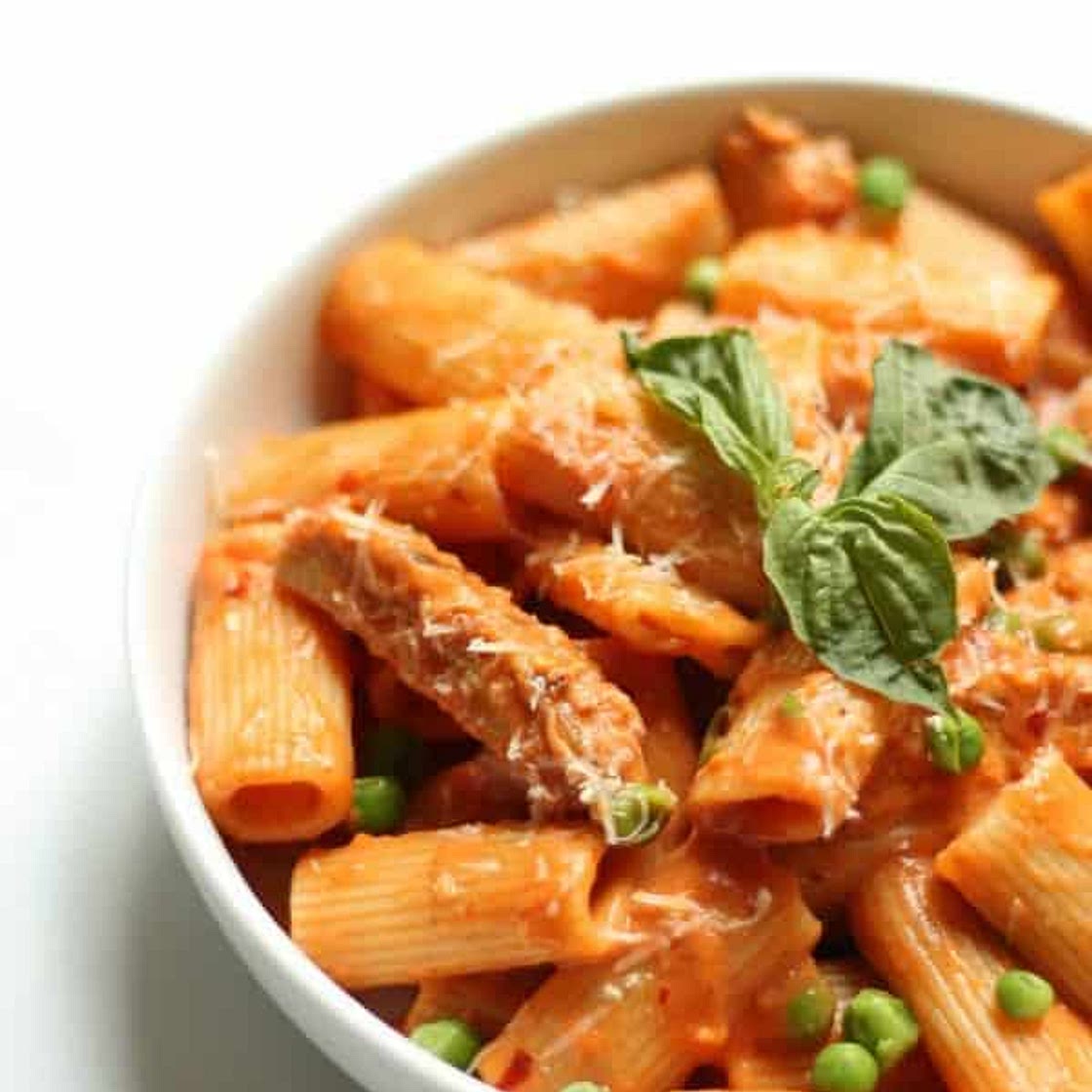 Copycat Bucca Di Beppo Spicy Chicken Rigatoni Recipe