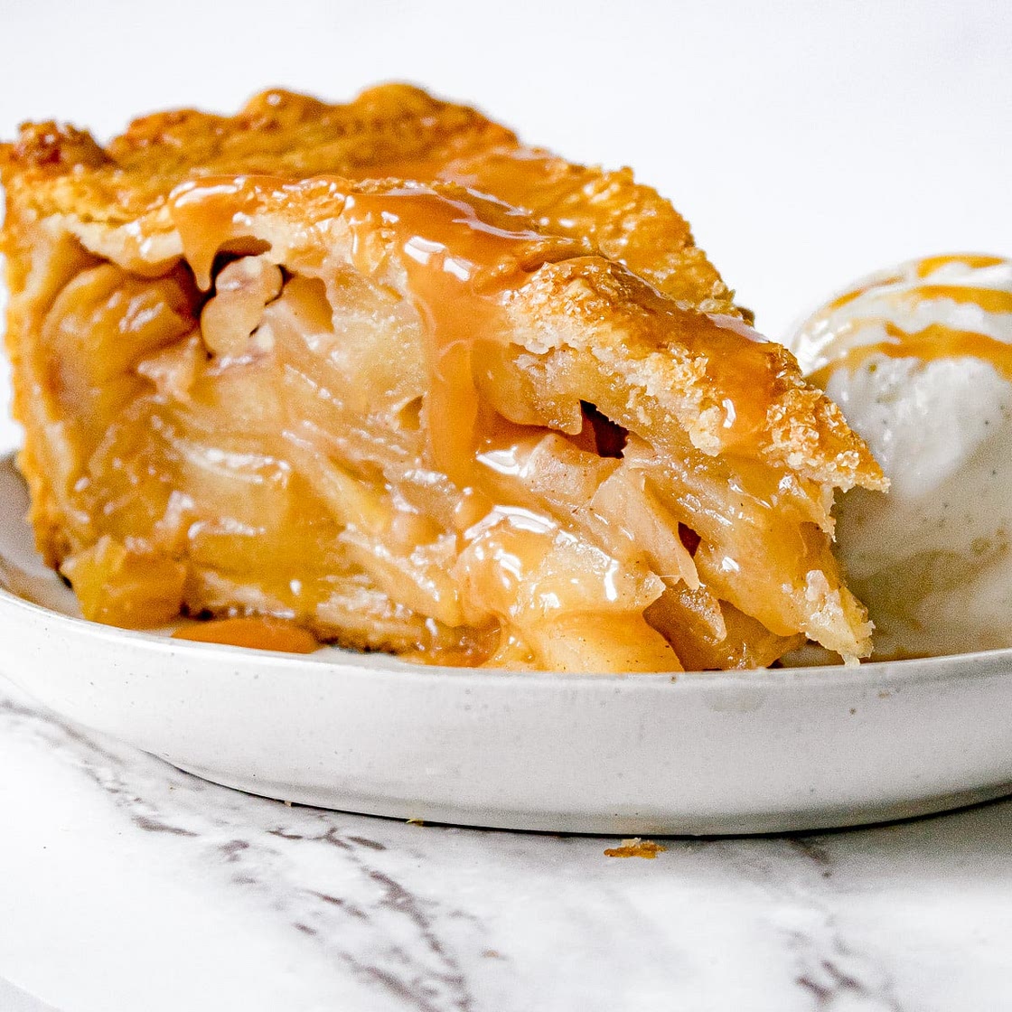 Deep Dish Caramel Apple Pie Recipe