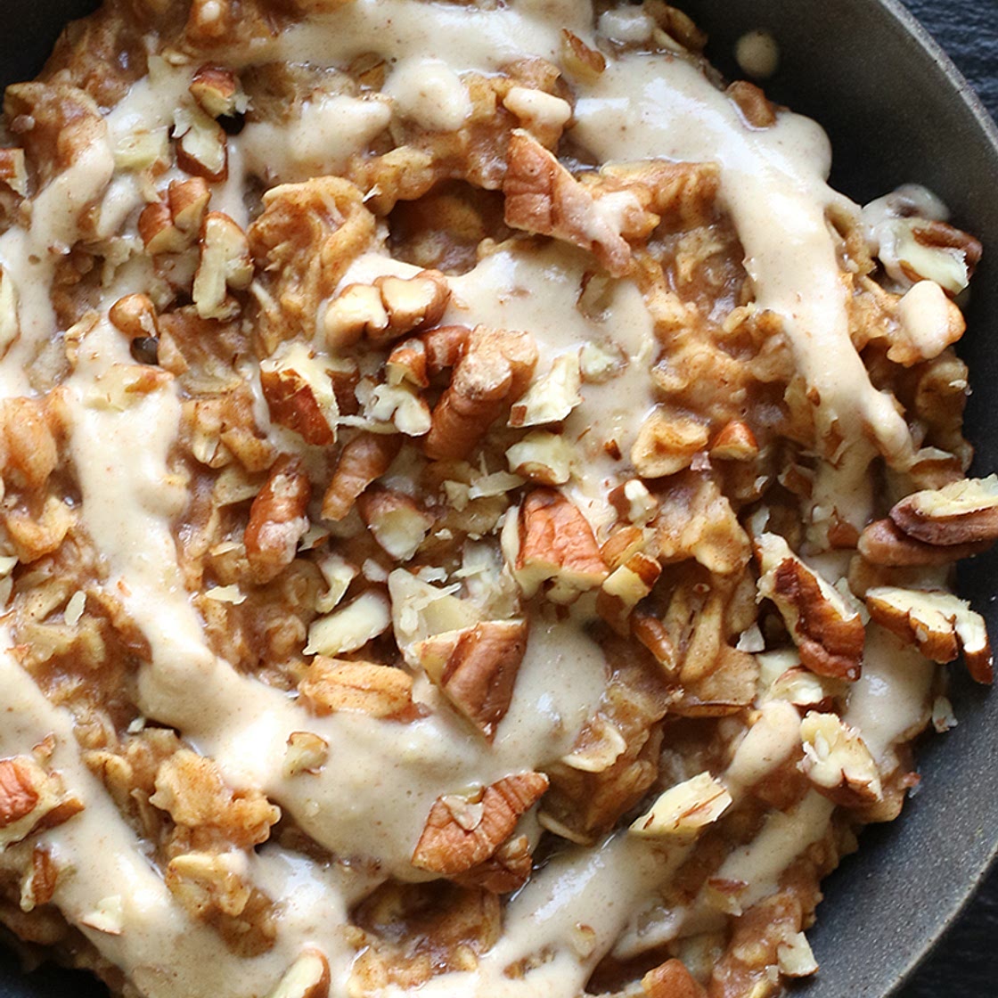 Cinnamon Roll Oatmeal