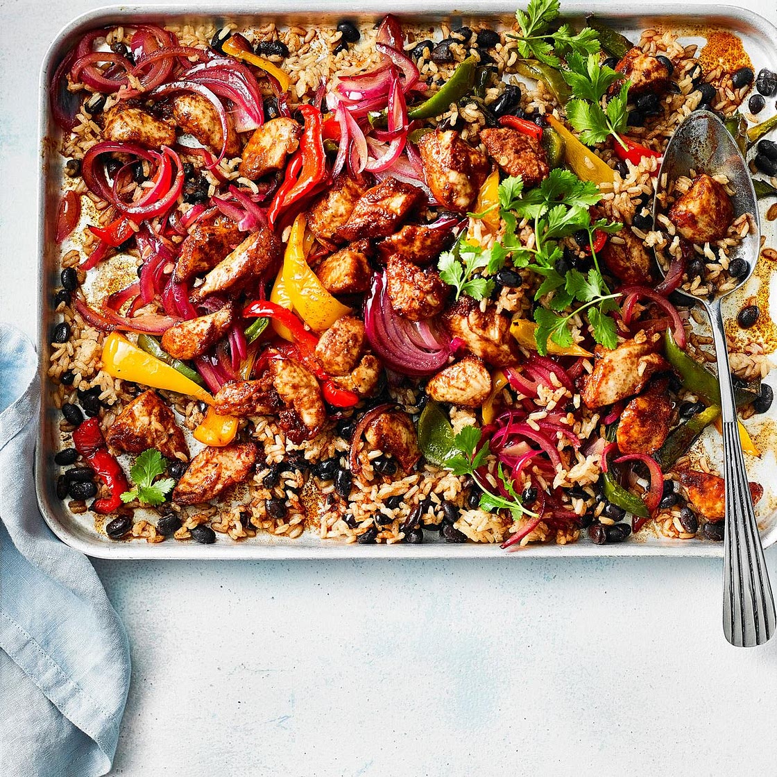 Fajita chicken traybake