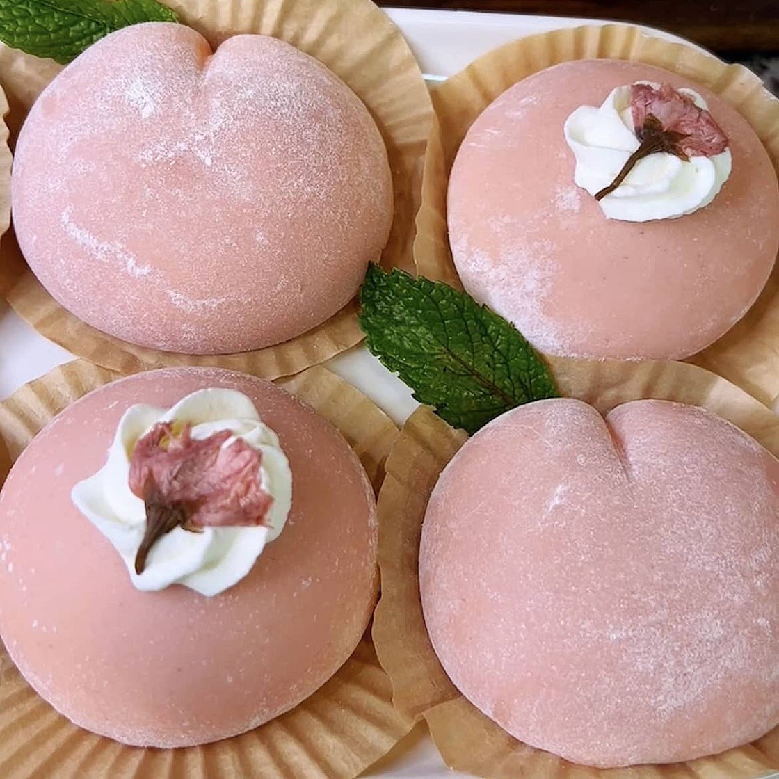Peach Mochi Recipe (Daifuku with peach jam filling)