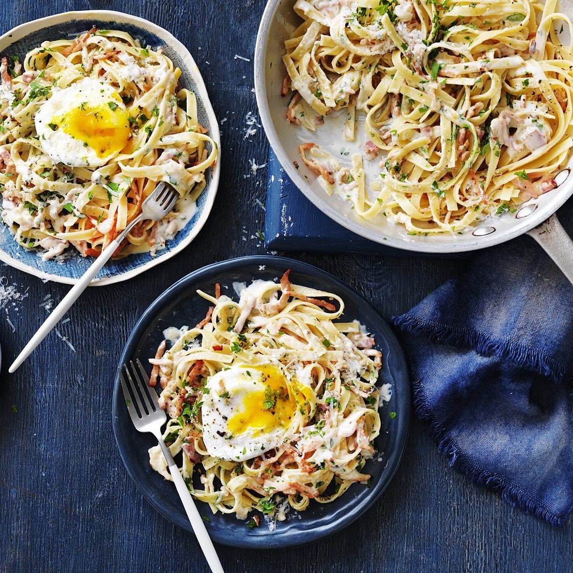 Easy Carbonara Recipe: How To Make Fettuccine Carbonara