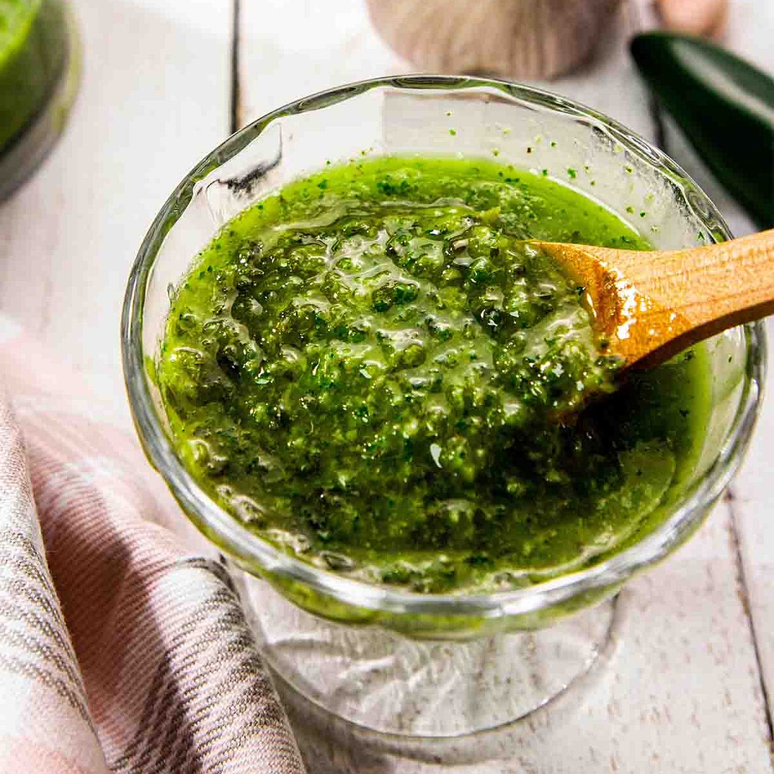 Jalapeño cilantro sauce (Zhoug)