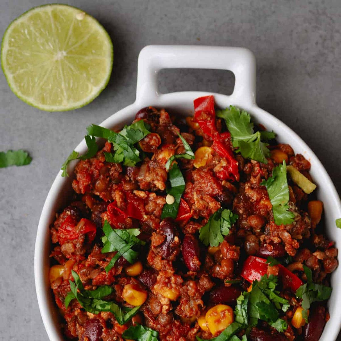 Easy vegan chili con carne (sin carne) oven baked