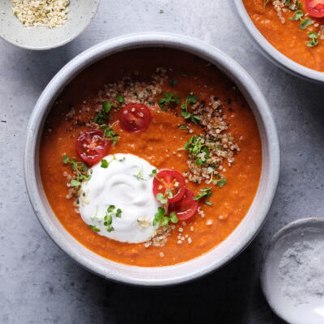 Soupe de poivrons rouges rôtis